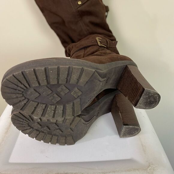 #300 G by GUESS brown vegan suede heeled boots - Picture 9 of 10